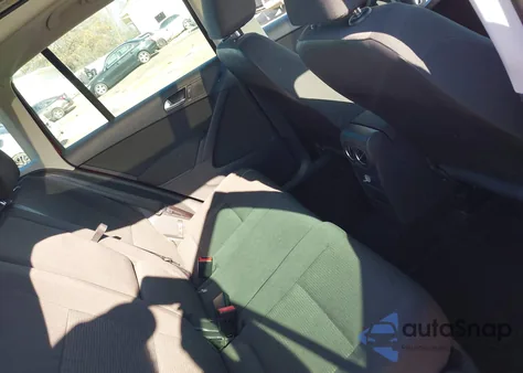 2013 Volkswagen Tiguan S from USA, damaged, VIN WVGAV7AX6DW023338